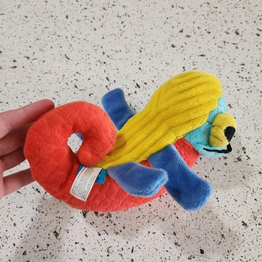 Bark Volana Iguana Madagascar Squeaky Crinkle Dog Toy sz M?